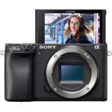 SONY A6400 Negro + SONY SEL 16-50MM + SONY SEL 55-210MM + tarjeta SD 64GB