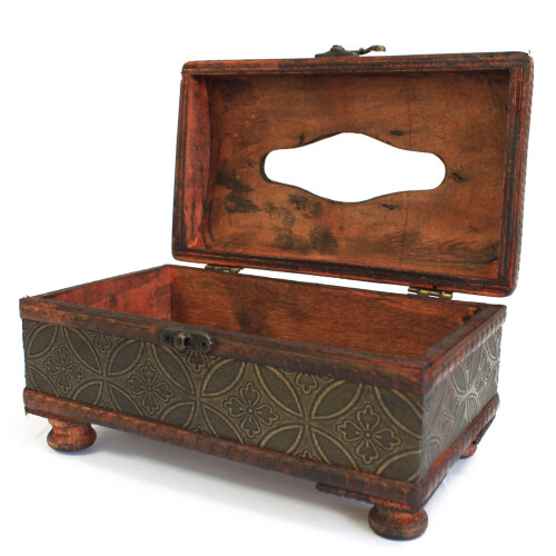 Tissue Box Classic Glamour with legs 1