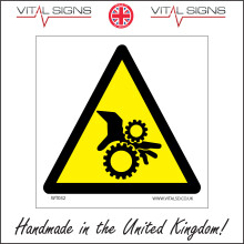 (100 x 100mm - 4 x 4, Sticker / Sav - White Background) WT032 Finger Trap Gears Entrapment Sign Factories Garages Workshops Sites Units 600mm x 600mm Magnetic - Vehicle Grade