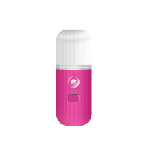 Tragbarer Handwasserzähler USB-Lade-Nano-Spray-Gesichtsbefeuchter Kaltspray Beauty Steam Facer-Rot