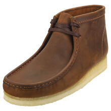 (10) Clarks Originals Wallabee Boot Mens Wallabee Boots in Beeswax