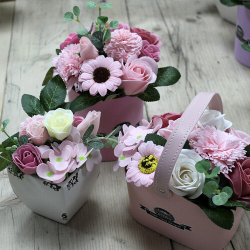 Bouquet Petite Basket - Peaceful Pink 1