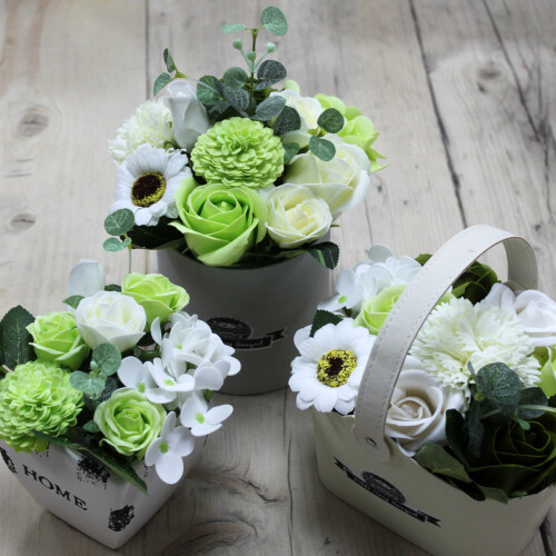 Bouquet Petite Basket - Pastel Green 1