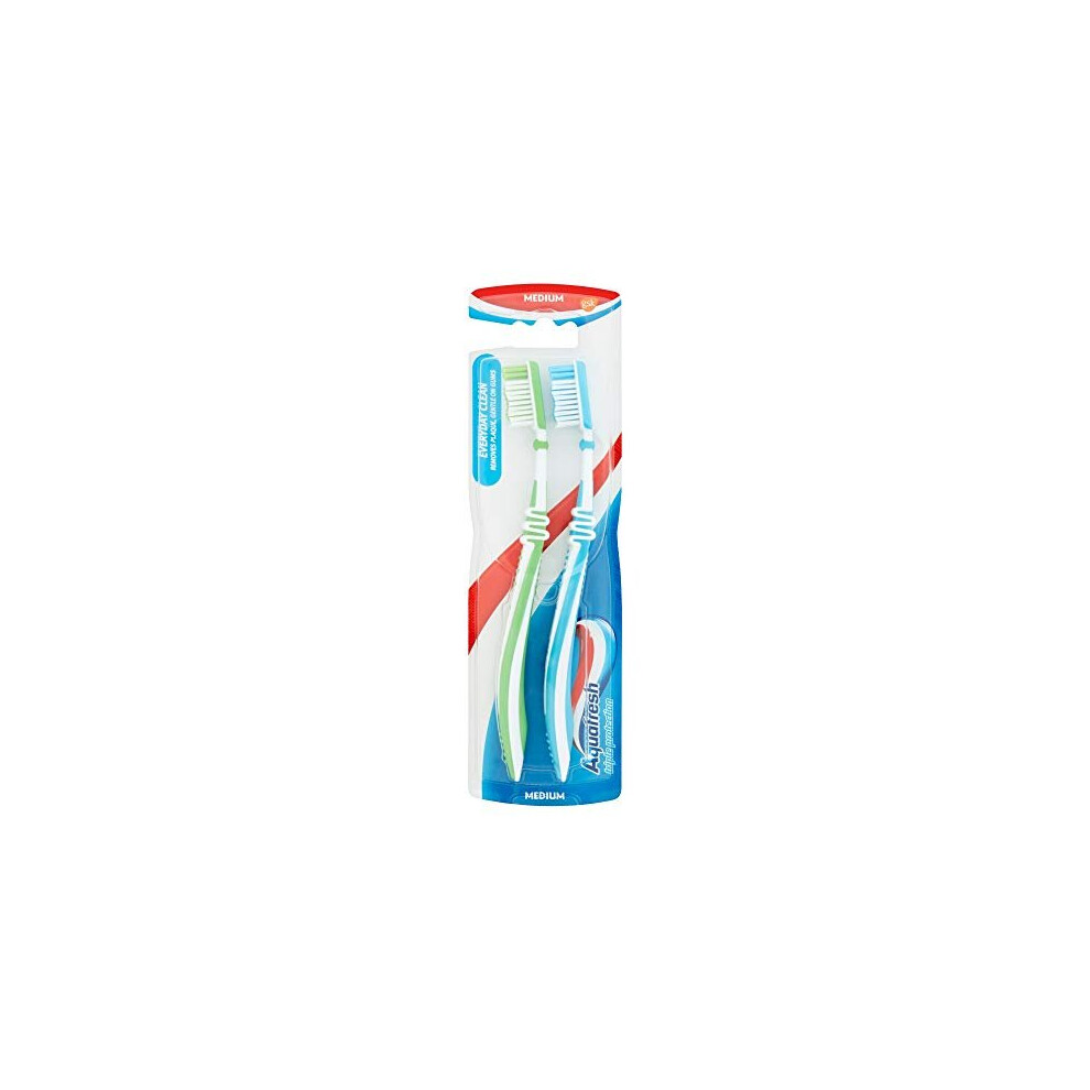 Aquafresh Triple Protection Everyday Clean Medium Toothbrush, Pack Of 2