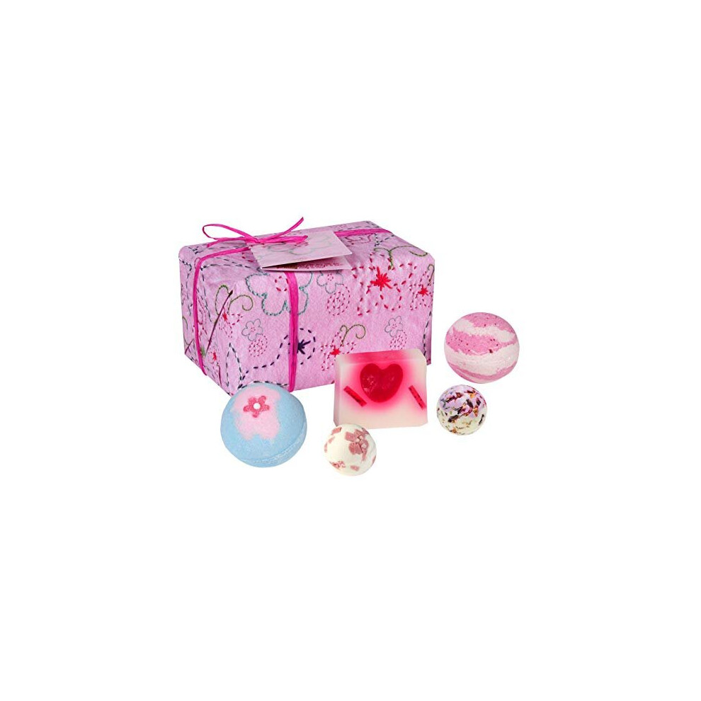 Bomb Cosmetics Pretty in Pink Handmade Wrapped Bath and Body Gift Pack, Contains 5-Pieces, 480 g [Contents May Vary]