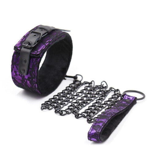 Lace Collar and Lead