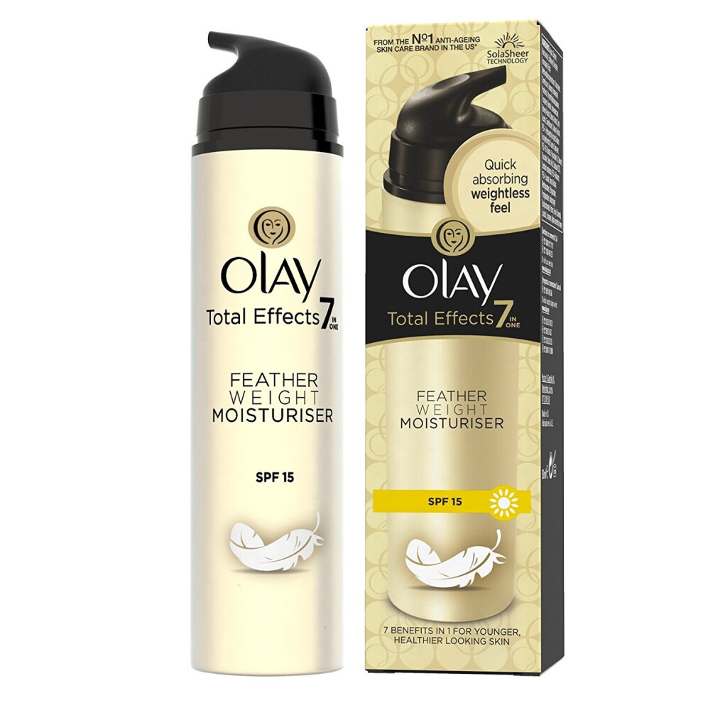 Olay Total Effects Featherweight Moisturiser 7-In-1 SPF15 Anti-Ageing Cream 50ml