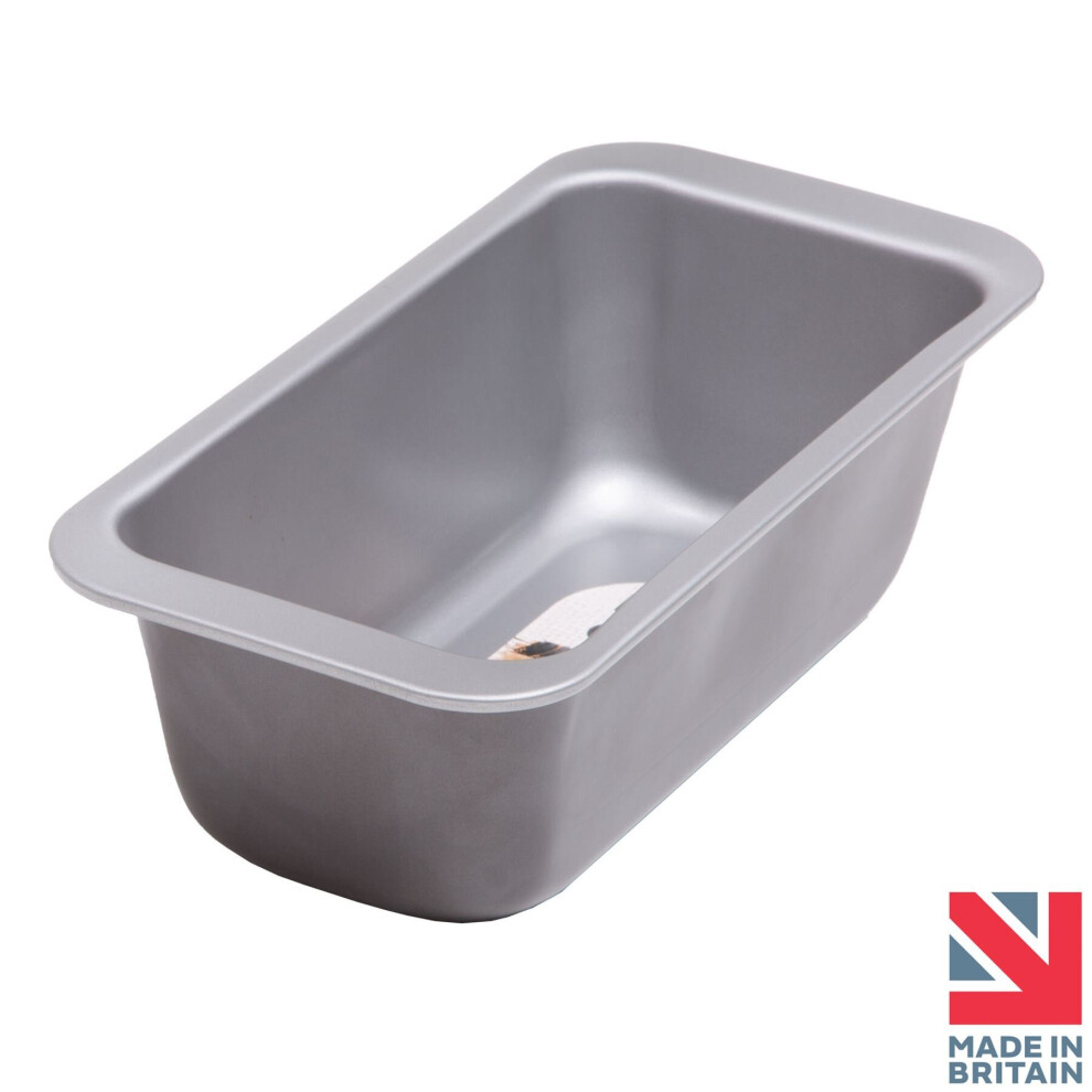 Baker & SaltÂ 4lb Loaf Tin Brean Cake Pan - Non-Stick, Oven & Dishwasher Safe
