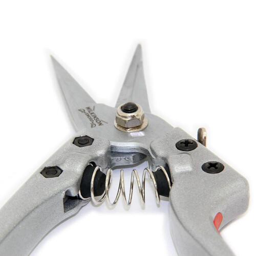 Wilkinson Sword Wilkinson Sword RazorCut Comfort Snip 2
