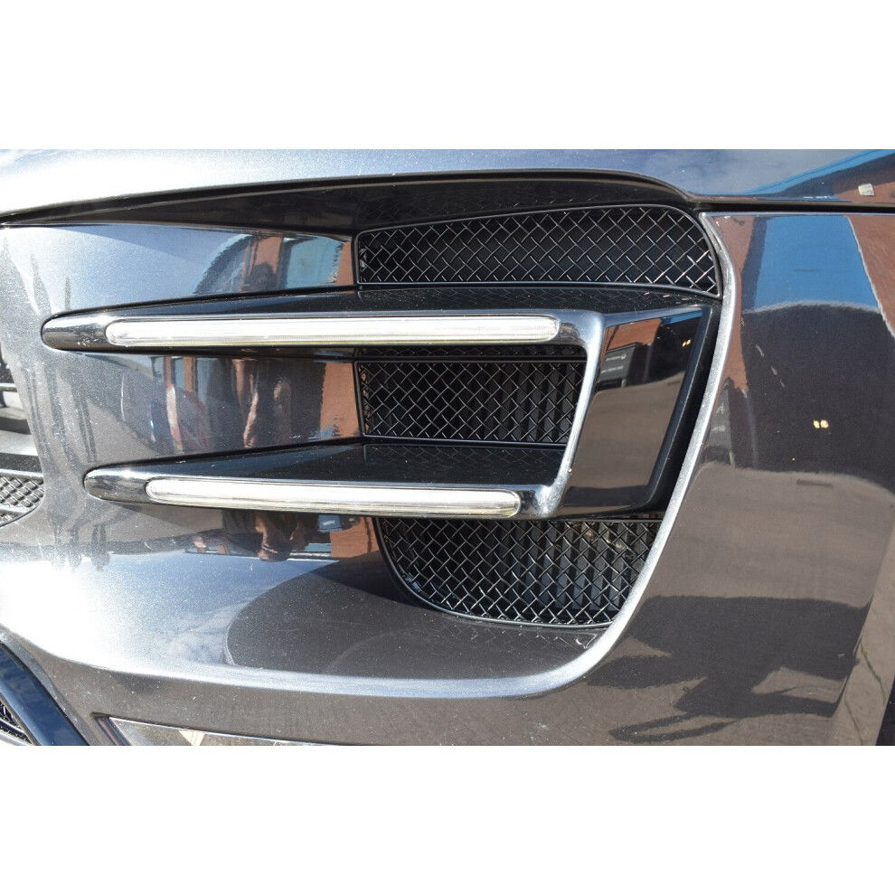 Porsche Macan Turbo - Outer Grille Set (2014 - 2018) 5060468074666