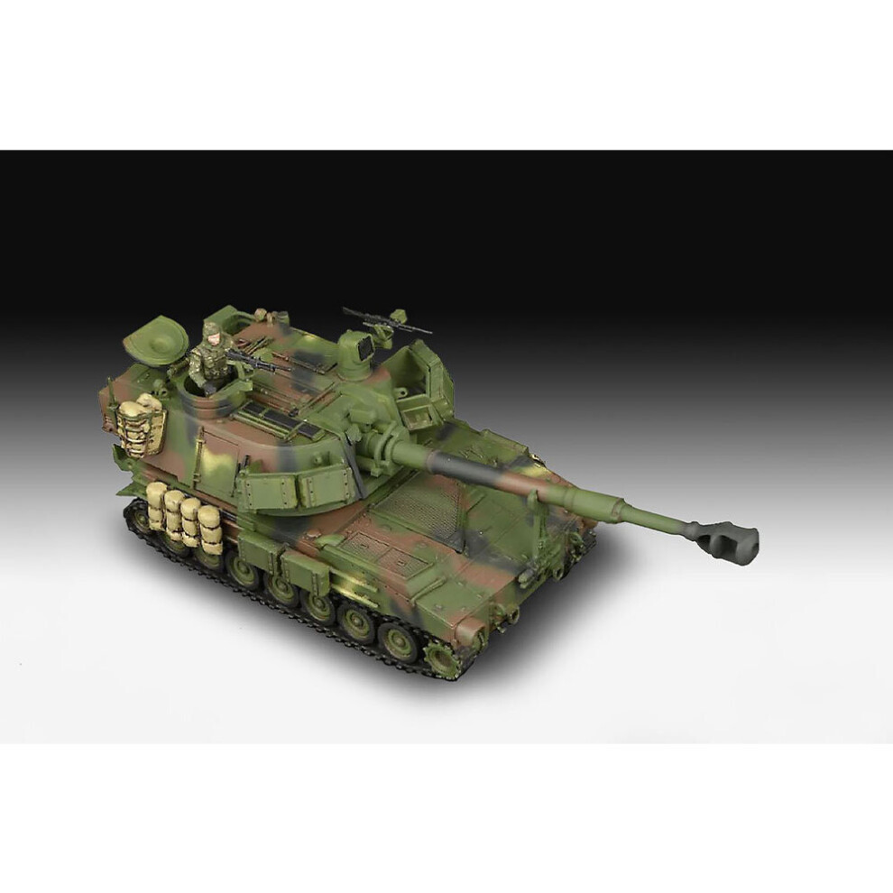 Revell 03331 M109A6 "Paladin" 1:72 Model Kit