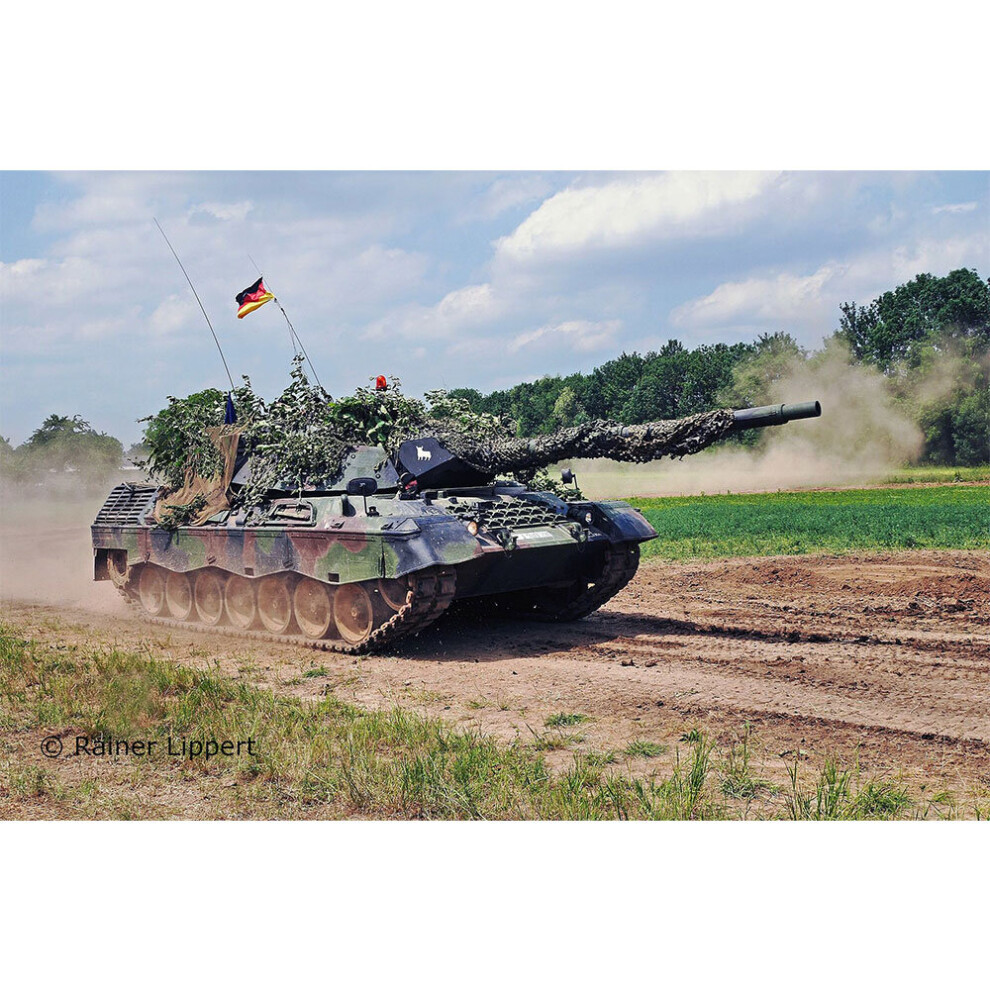 Revell 03320 Leopard 1A5 1:35 Model Kit