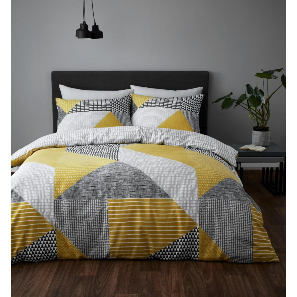 Bianca Catherine Lansfield Larsson Geo Easy Care King Duvet Set Ochre