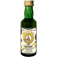 MacNeil Clan Crest Miniature Whisky Collectable 5cl Bottle, Made in Scotland