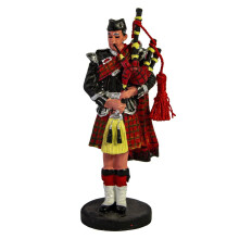 Scottish Piper Resin Figurine in Traditional Regimental Attire With Bagpipe