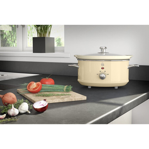 Swan Swan 3.5l Retro Slow Cooker 3 Different Temperature Settings Keep Warm Function 1