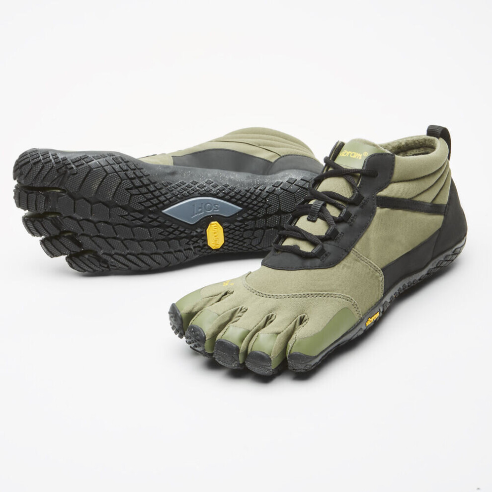 (42) Vibram V-Trek Insulated Men's Five Fingers All Terrain Trainers