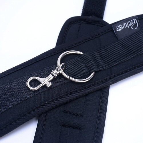 Lovetwoo Under Bed Bondage Kit with Soft Neoprene Cuffs 2