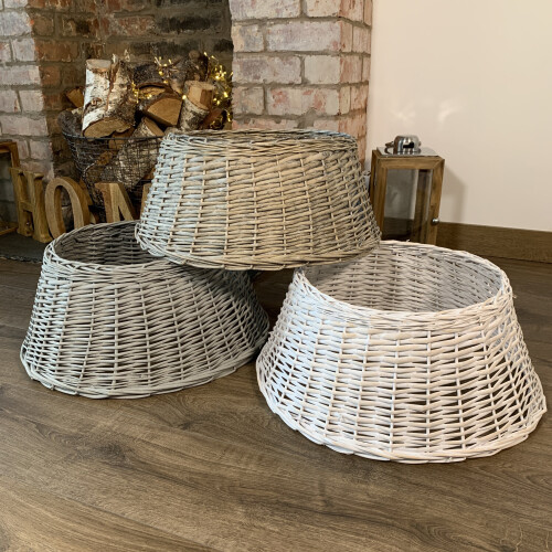 Samuel Alexander 40/58cm Samuel Alexander Deluxe Wicker Willow Christmas Tree Skirt - Medium Light Grey 2
