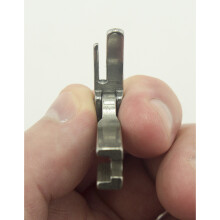 HAND P361 Industrial Sewing Machine Hinged Narrow Presser Jacket Zip Foot - Right Foot