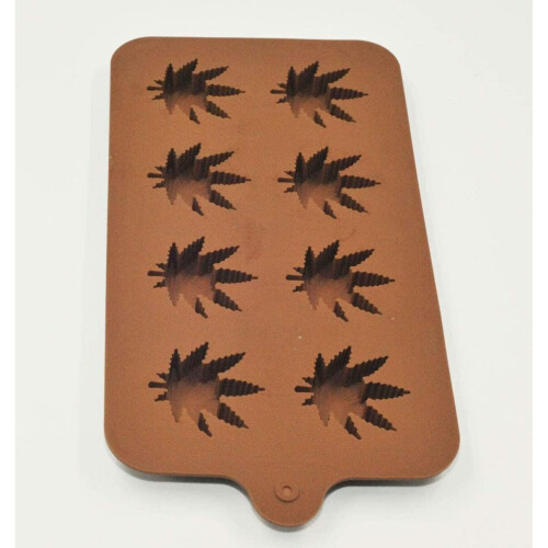 8 Cavity Non Stick Silicone Marijuana Leaf Shaped Mould Weed Cannabis 2