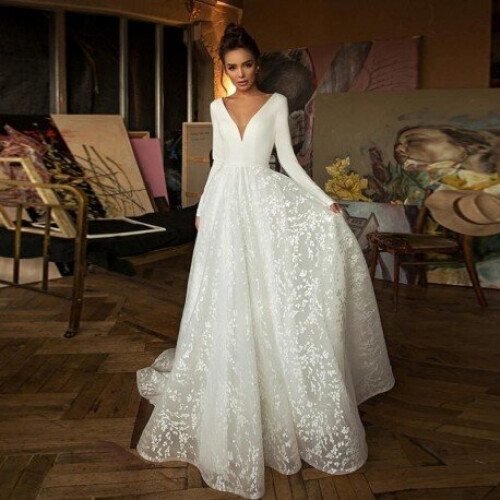 Simple lace long on sale sleeve wedding dress