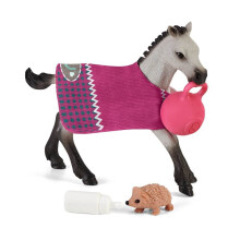 Schleich Horse Club, Giocattoli di Cavalli per Bambini, Set Puledro Giocattolo con Accessori, 6 pezzi, 5+ anni