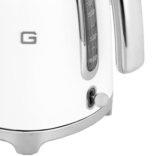 Smeg KLF03WHUK 50's Retro White Kettle Limescale Filter 3000 Watt on OnBuy