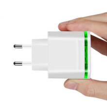 4 Ports USB Charger for Phone EU Plug 5V 4A Mobile Phone Universal Fast Charge with LED Light for iPhone iPad white