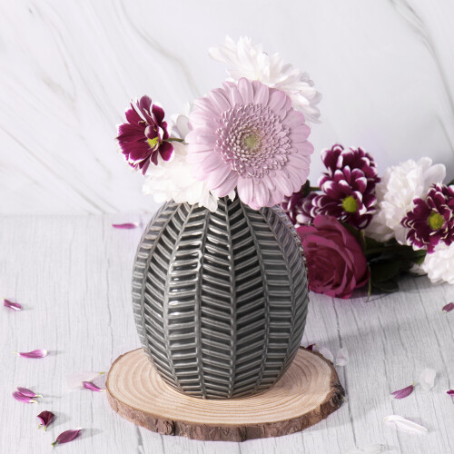 Ceramic Leaf Inspired Vases - Set of 2 | M&W 2