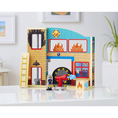 Fireman Sam Wooden Pontypandy Fire Station 2