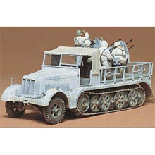 Tamiya 1/35 Scale German Sd.Kfz.7/1