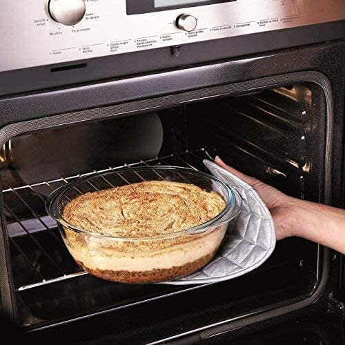 Pyrex Pyrex Microwave Safe Classic Round Glass Dish with Vented Lid 2.3L 2