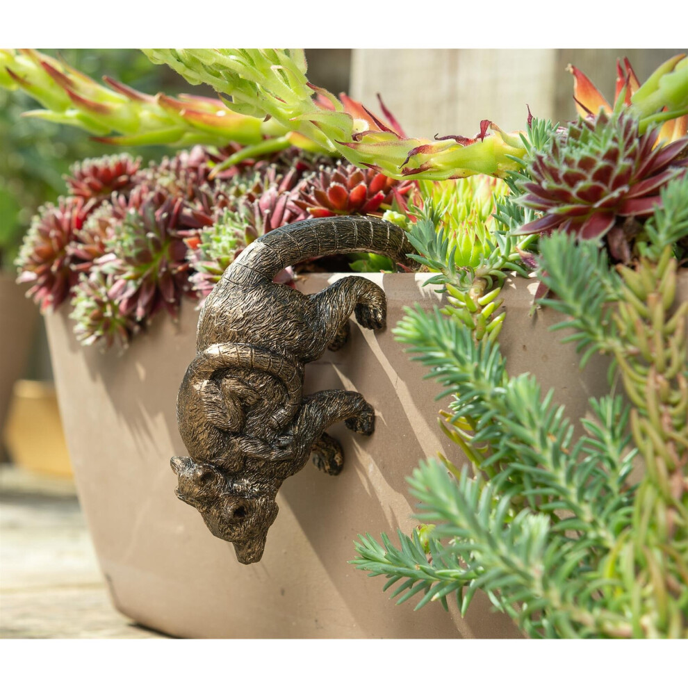 Jardinopia Unisex Bronze Lemur & Pup Plant Pot Hanger In - Image 2