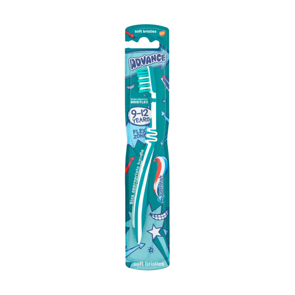 Aquafresh Advance Kids Toothbrush 9-12 Years - 1 Toothbrush