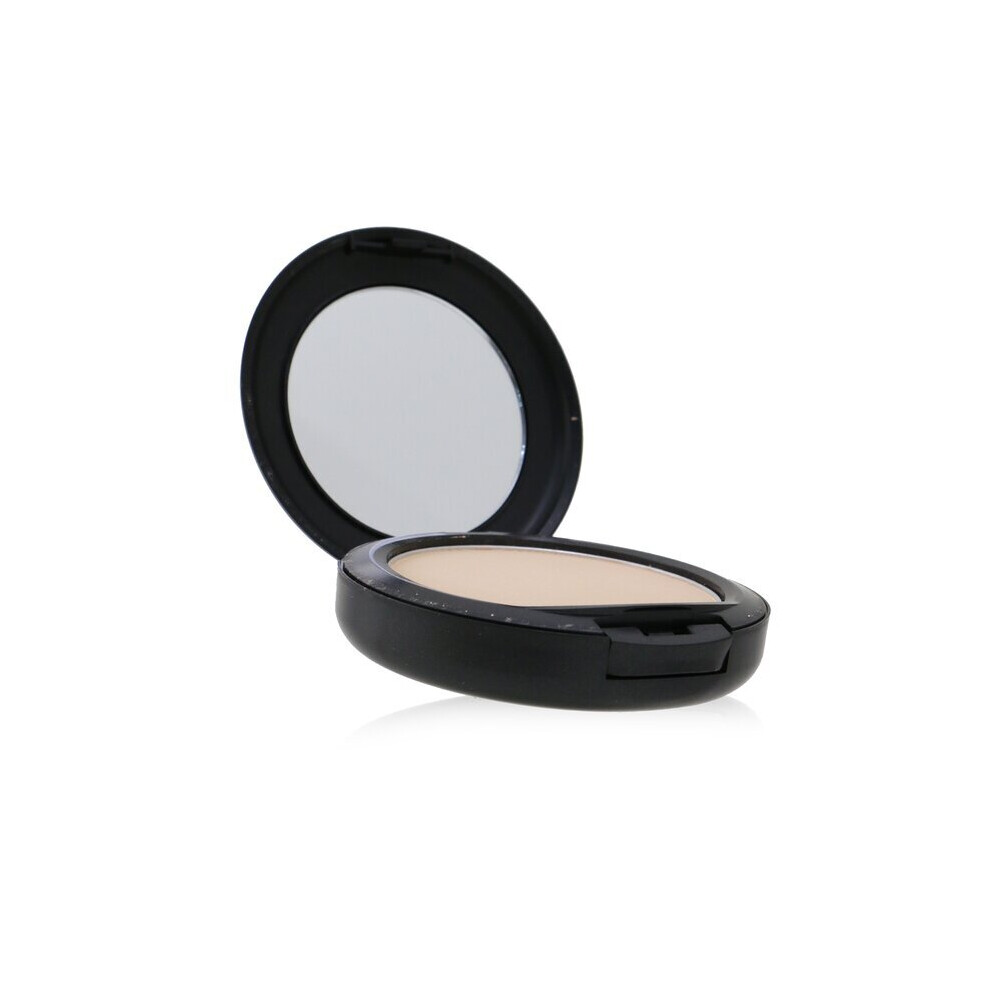 MAC Studio Fix Powder Plus Foundation NW18