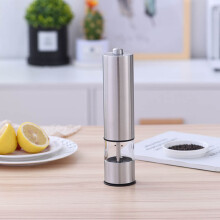2X Electric Salt Pepper Mills Grinder Set Shaker Adjustable Coarseness