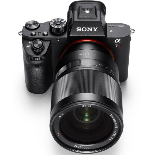 Sony Sony Alpha a7RII Mirrorless Digital Camera (Body Only) 2