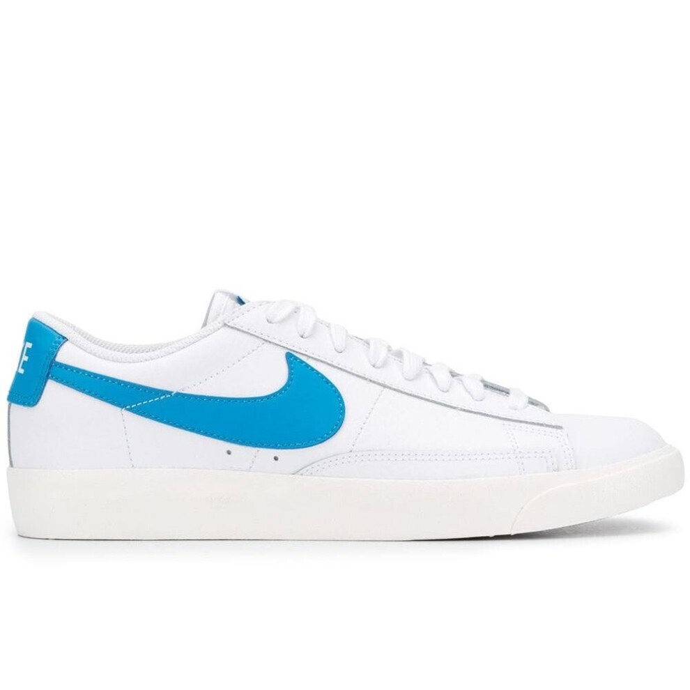Blazer Low Leather Sneakers
