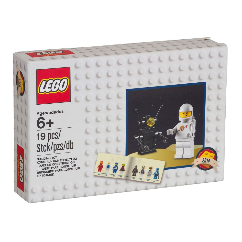 LEGO Classic Spaceman Minifigure Set 5002812 on OnBuy