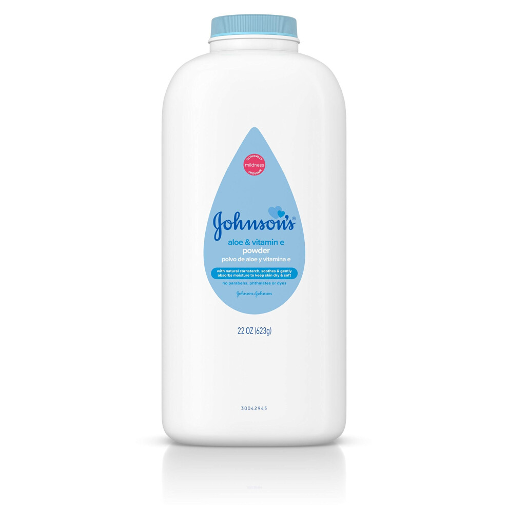 Johnson's Baby Naturally Derived Cornstarch Baby Powder With Aloe And Vitamin E For Delicate Skin, Hypoallergenic And Free Of Parabens, Phthalates, An