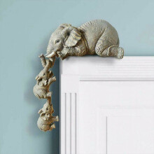 Elephant Sitter Hand Figurines Hanging Edge Elephant Ornaments Table Decor Gifts