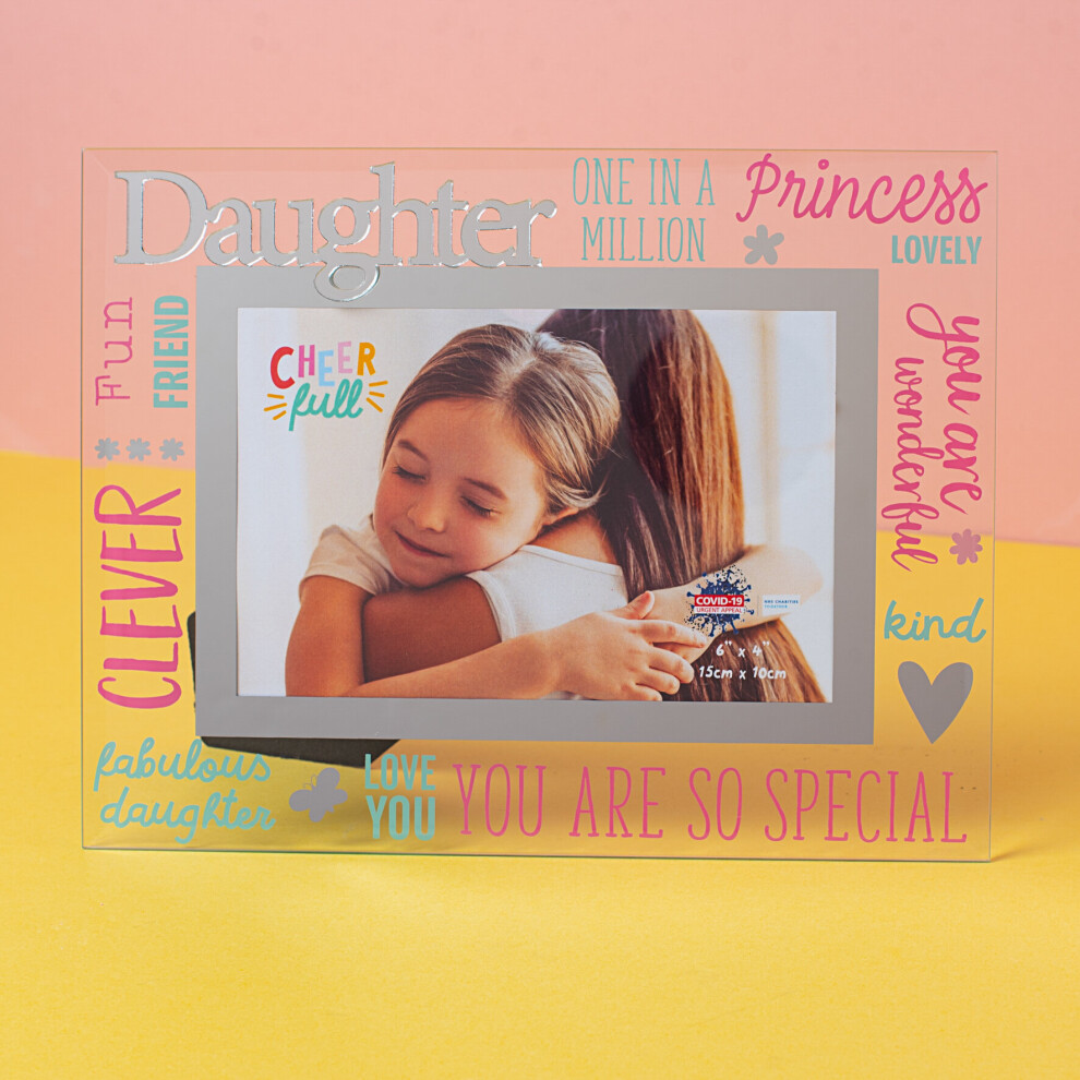 6" x 4" Cheerful Glass Photo Frame - Daughter