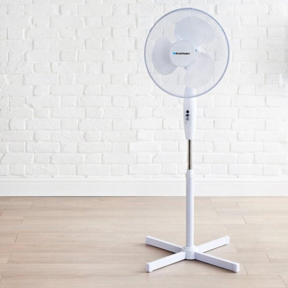 Blaupunkt Oscillating 16" Pedestal Fan Enjoy a Cool Breeze This Summer