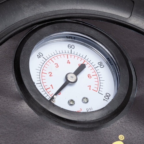 Challenge 12V Analogue Tyre Inflator 2