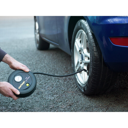 Challenge 12V Analogue Tyre Inflator 1
