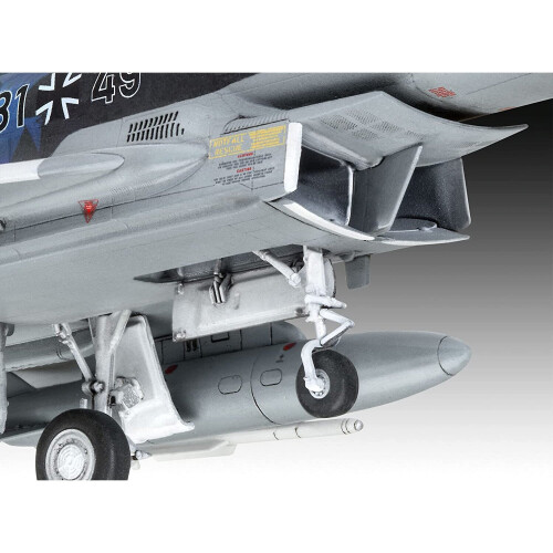 Revell Eurofighter Luftwaffe 2020 Quadriga Level 4 Revell Model Kit 1