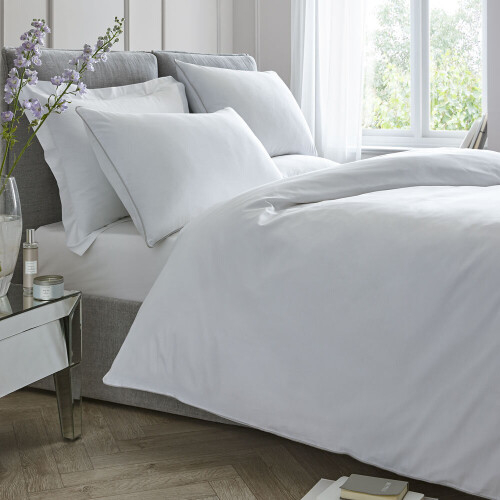 (White, Double) Appletree 100% Cotton Percale 200 Thread Count Duvet Cover Set