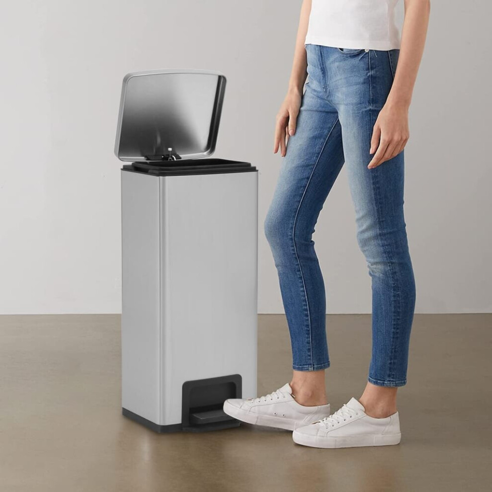 vidaXL Dustbin with Pedal Anti-fingerprint 30L Silver Stainless Steel Basket