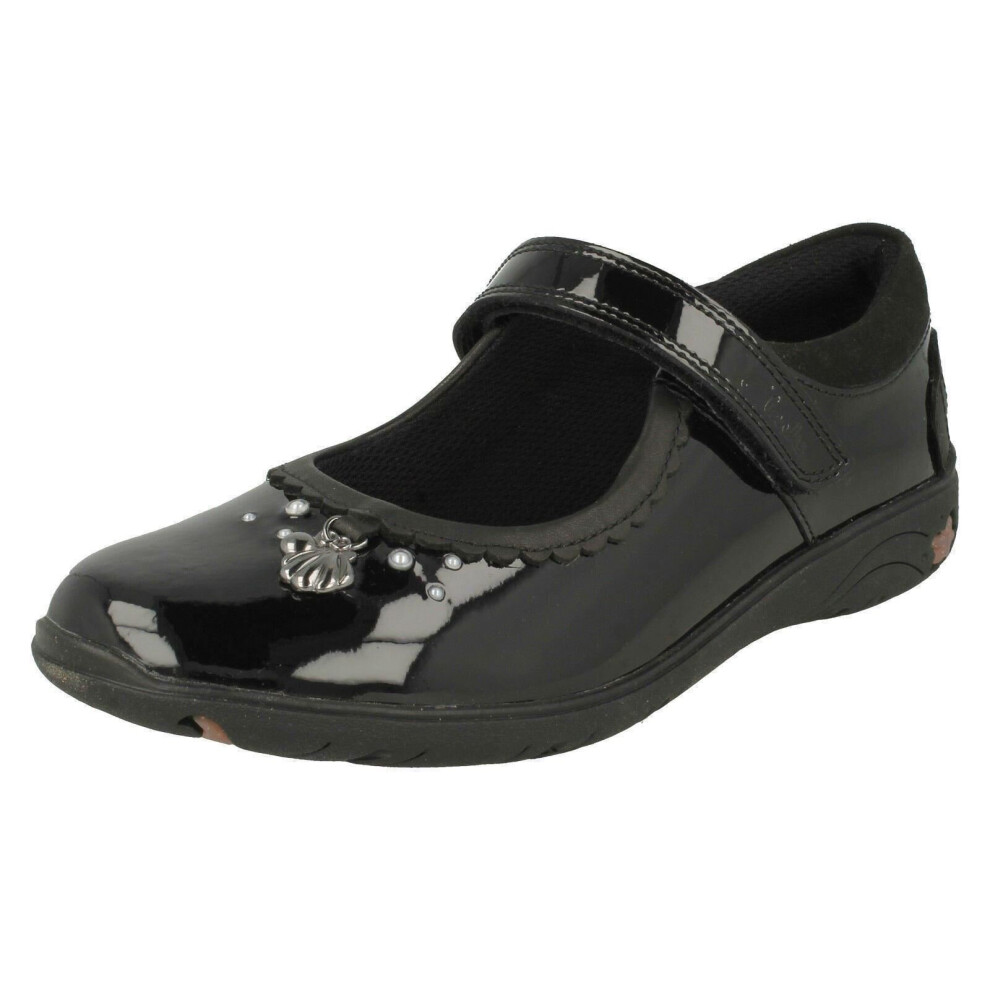 Clarks (Black, Uk 2.5 Child) Girls Shell Detailed School Shoes Sea Shimmer K